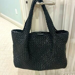 FALOR BLACK WOVEN LEATHER TOTE - Italy 🇮🇹🖤